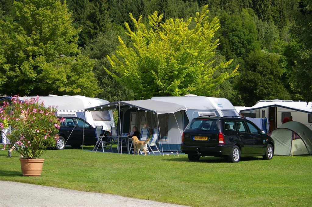 Kotschach-Mauthen Alpencamp Kaernten מראה חיצוני תמונה