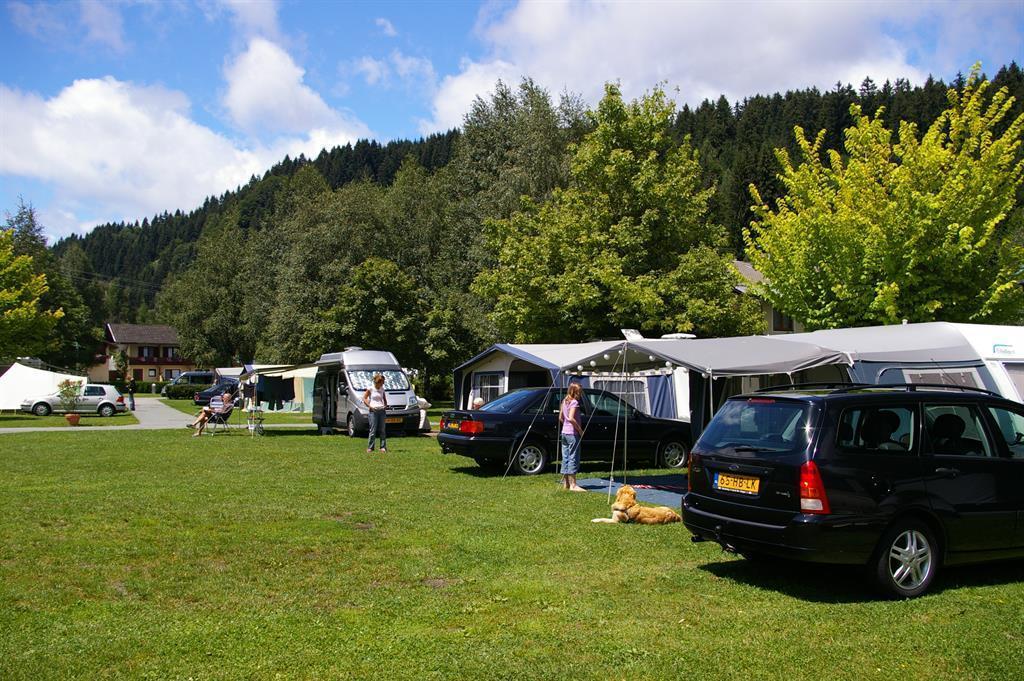 Kotschach-Mauthen Alpencamp Kaernten מראה חיצוני תמונה
